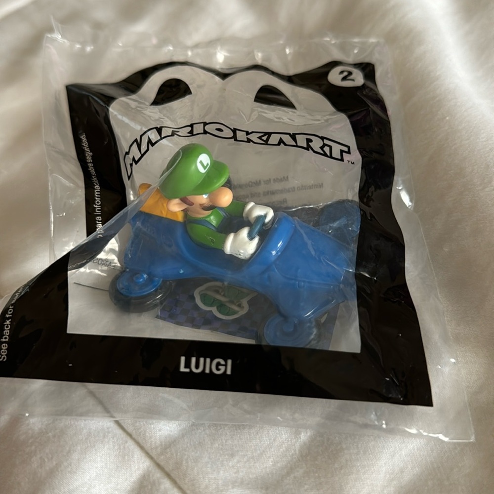 2022 McDonald’s Happy Meal Mario kart toy Luigi #2 NEW SEALED